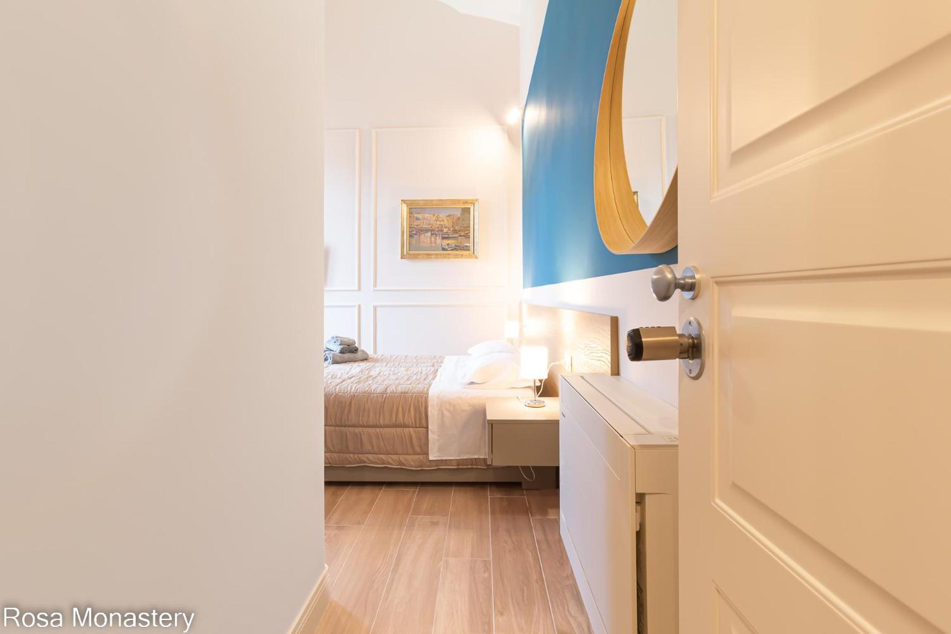 Rosa Monastery Apartment เนเปิลส์ ภายนอก รูปภาพ